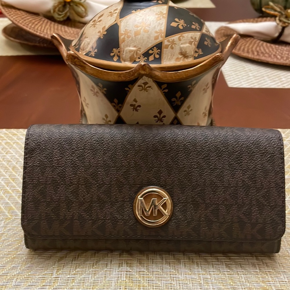 COPY - MK wallet